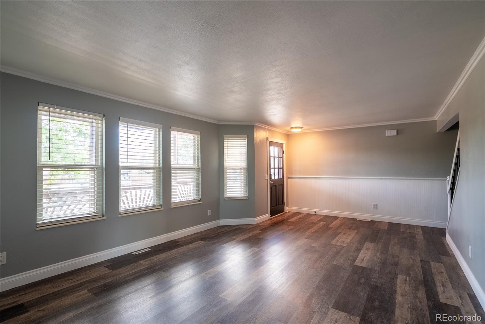 MLS Image #6 for 10615  albion street,denver, Colorado