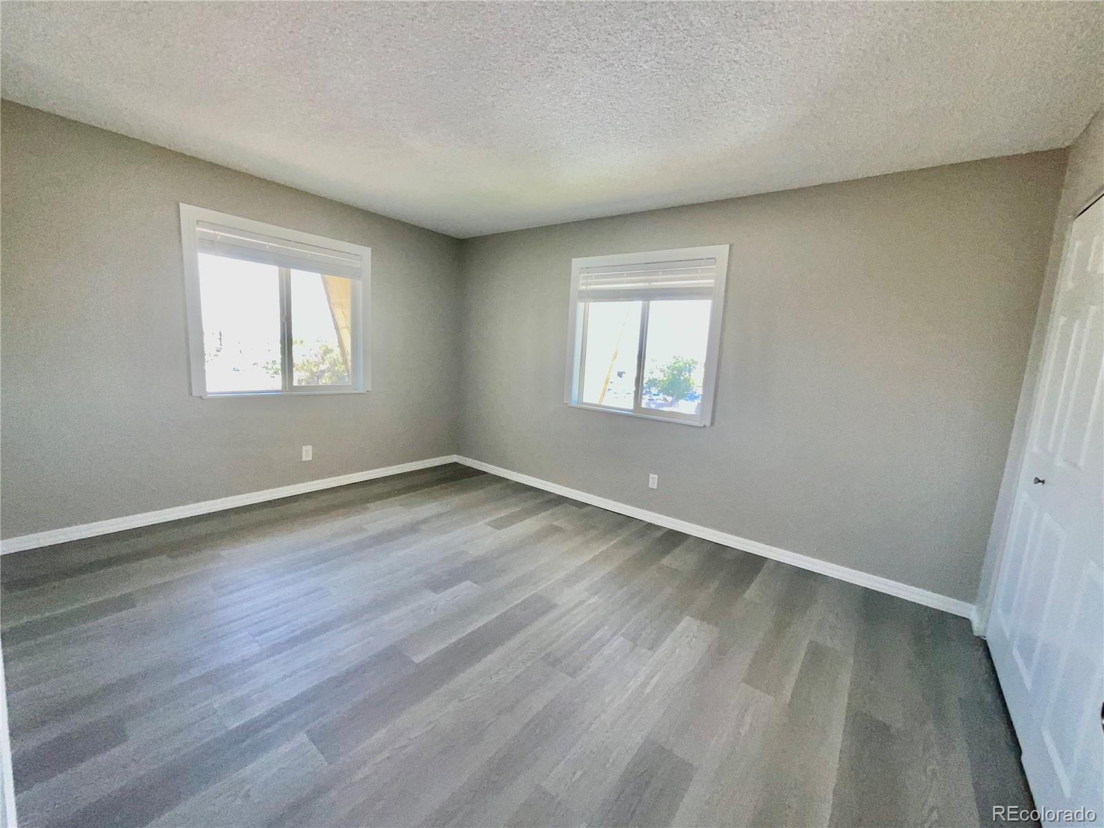 MLS Image #4 for 10211  ura lane,denver, Colorado