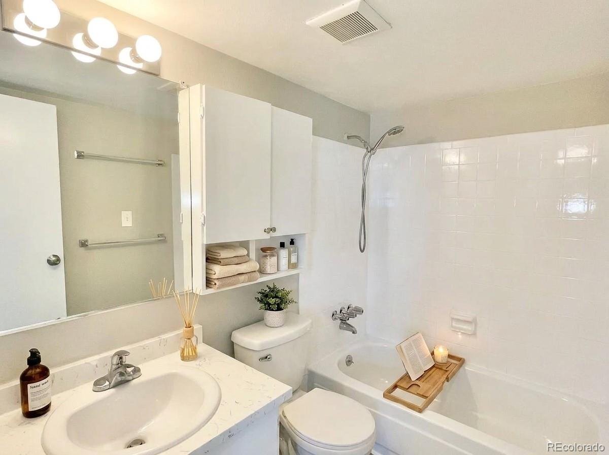 MLS Image #8 for 10211  ura lane,denver, Colorado