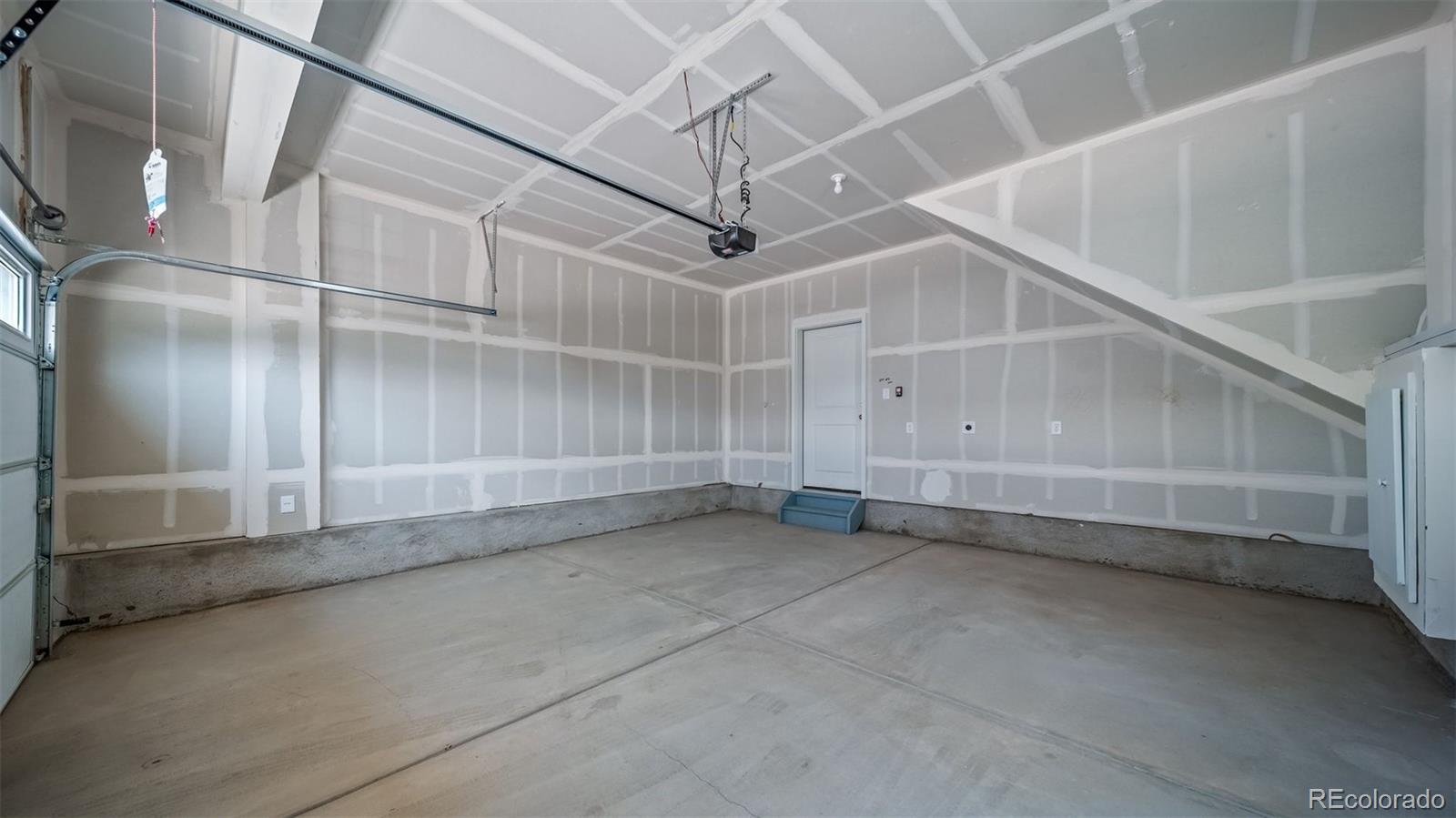 MLS Image #23 for 638  wagon wheel way,bennett, Colorado