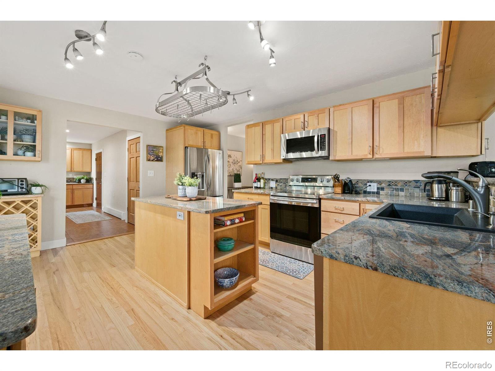 MLS Image #8 for 795  fox hill court,boulder, Colorado