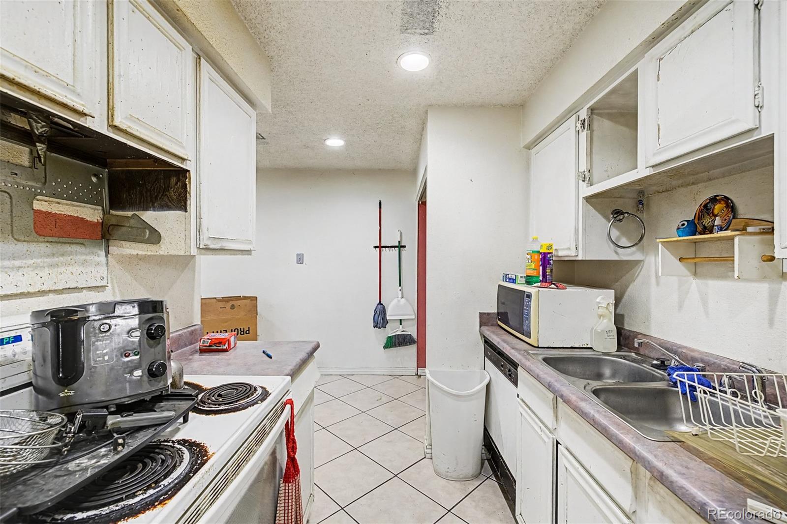 MLS Image #12 for 4593 s lowell boulevard,denver, Colorado