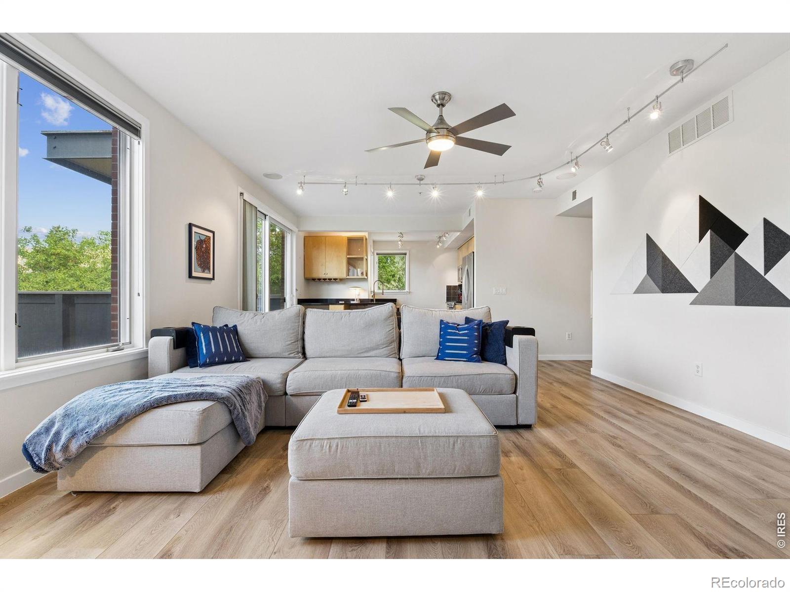MLS Image #2 for 4650  holiday drive,boulder, Colorado