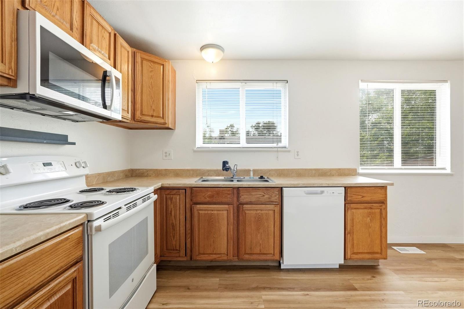 MLS Image #7 for 11651  jackson street,denver, Colorado