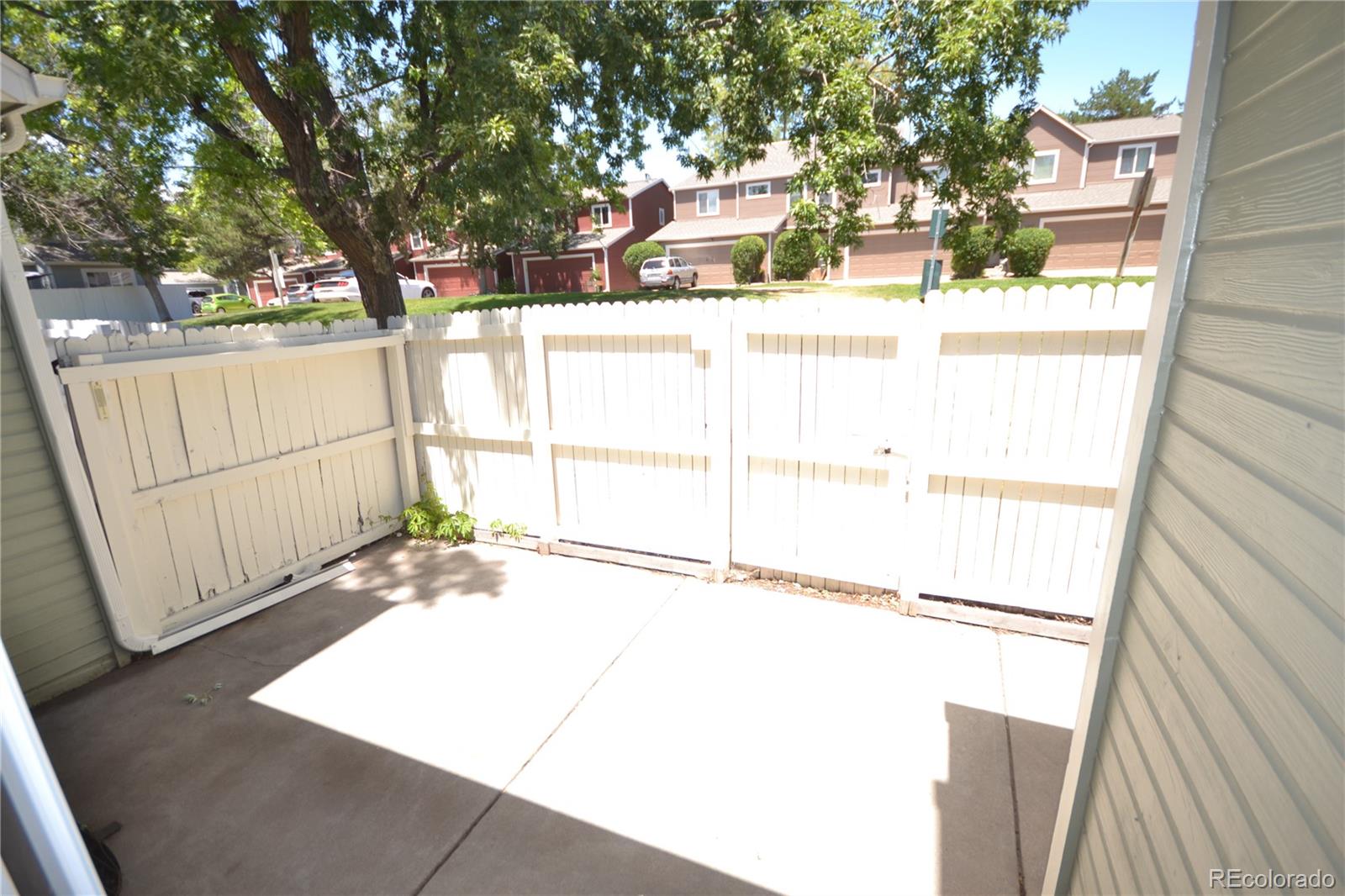MLS Image #14 for 11287  holly street,denver, Colorado