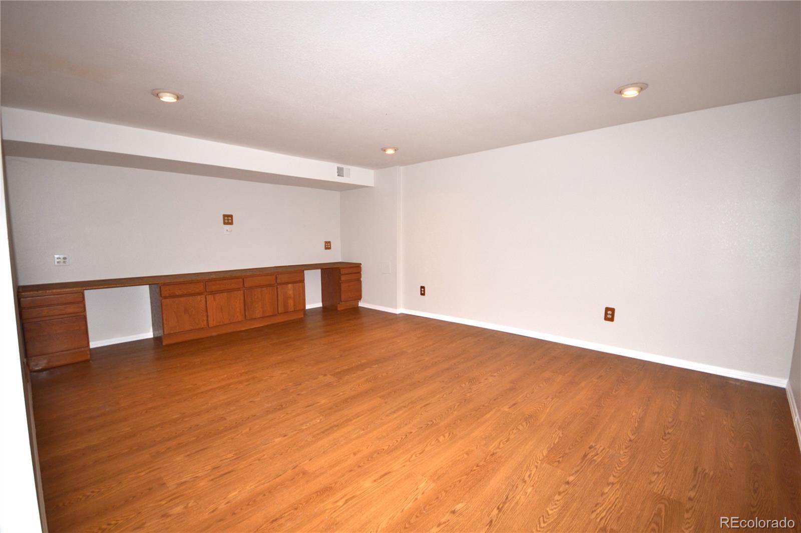 MLS Image #16 for 11287  holly street,denver, Colorado