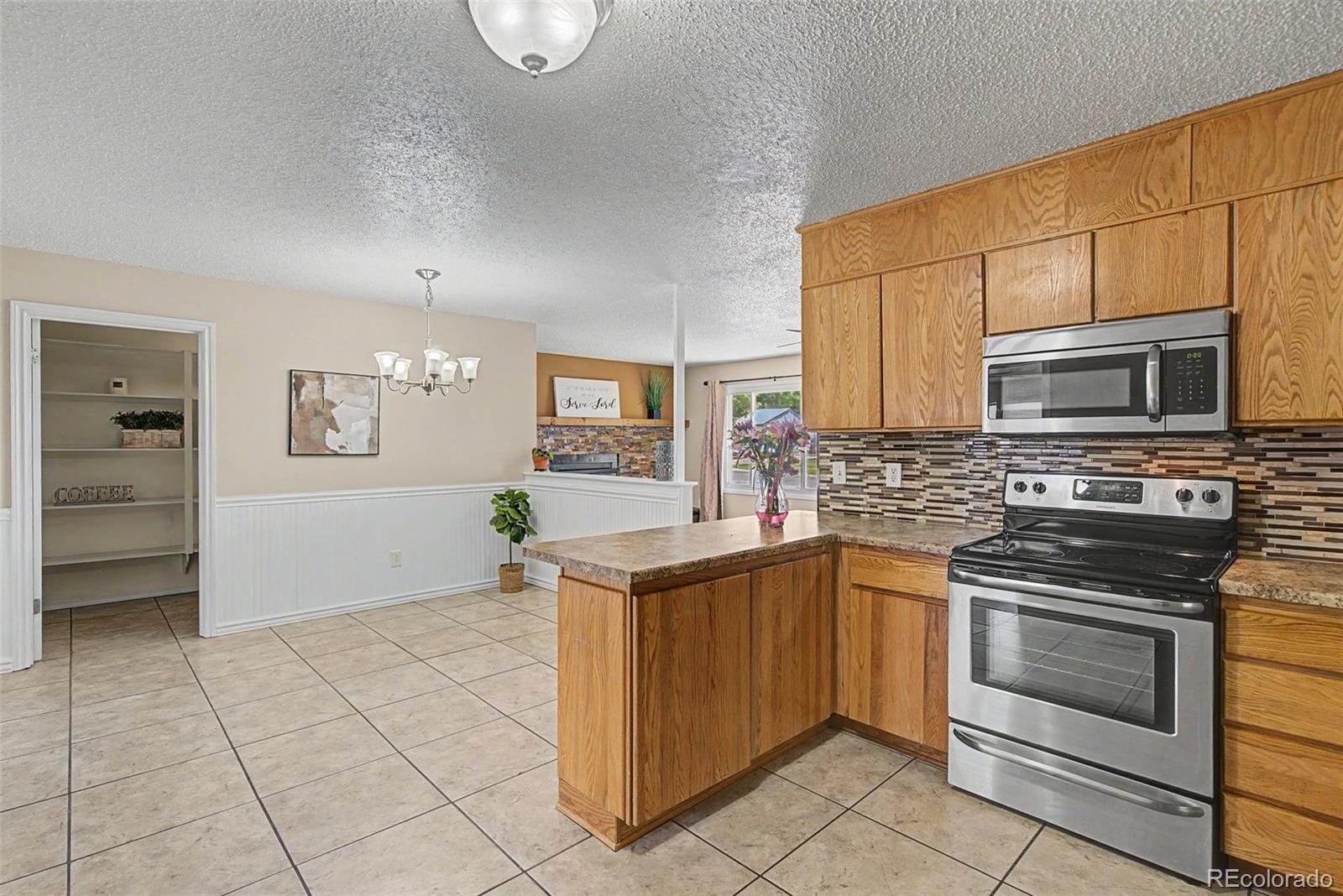 MLS Image #14 for 2  arlen street,colorado springs, Colorado