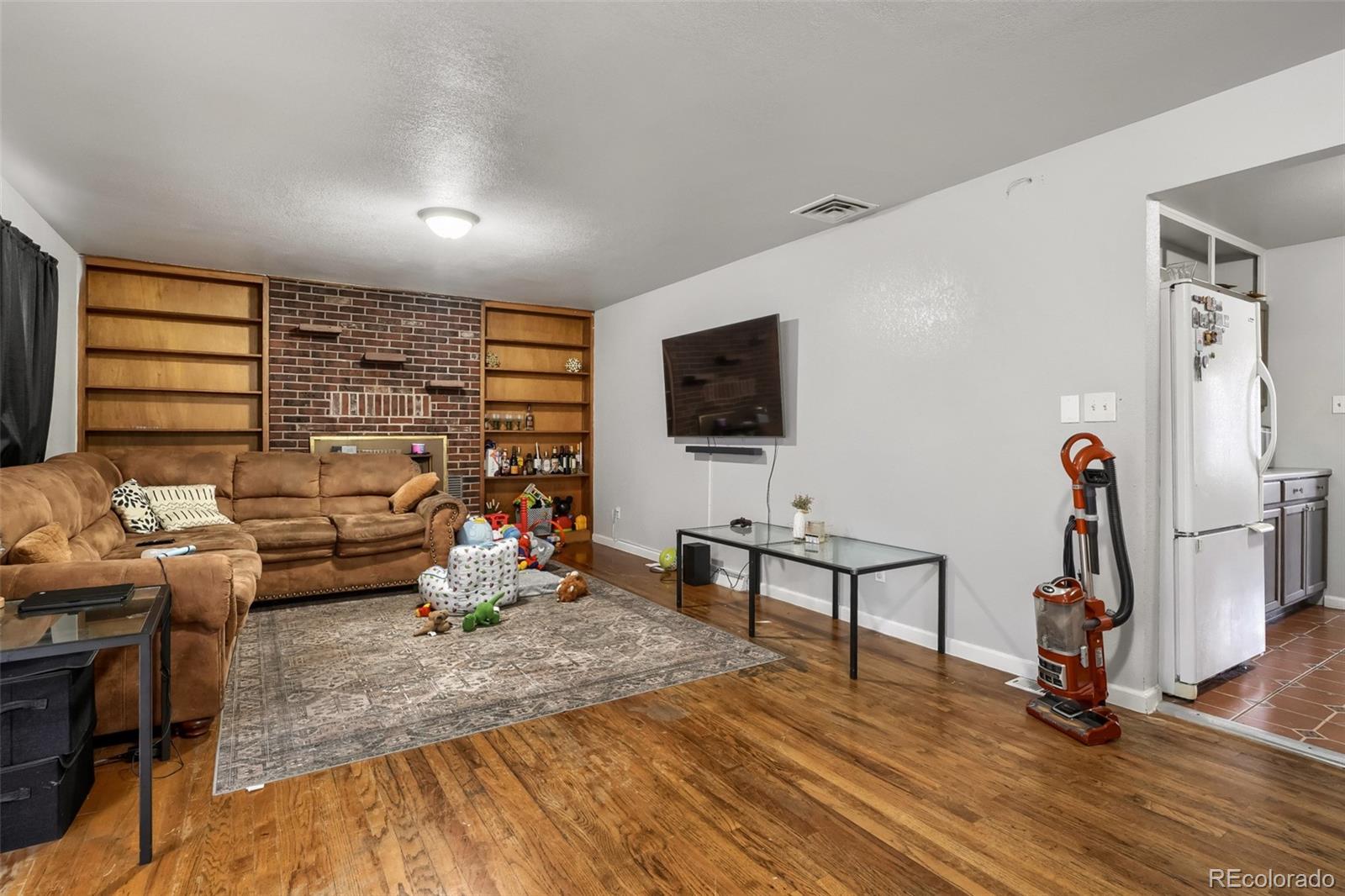 MLS Image #4 for 7071  clermont street,commerce city, Colorado