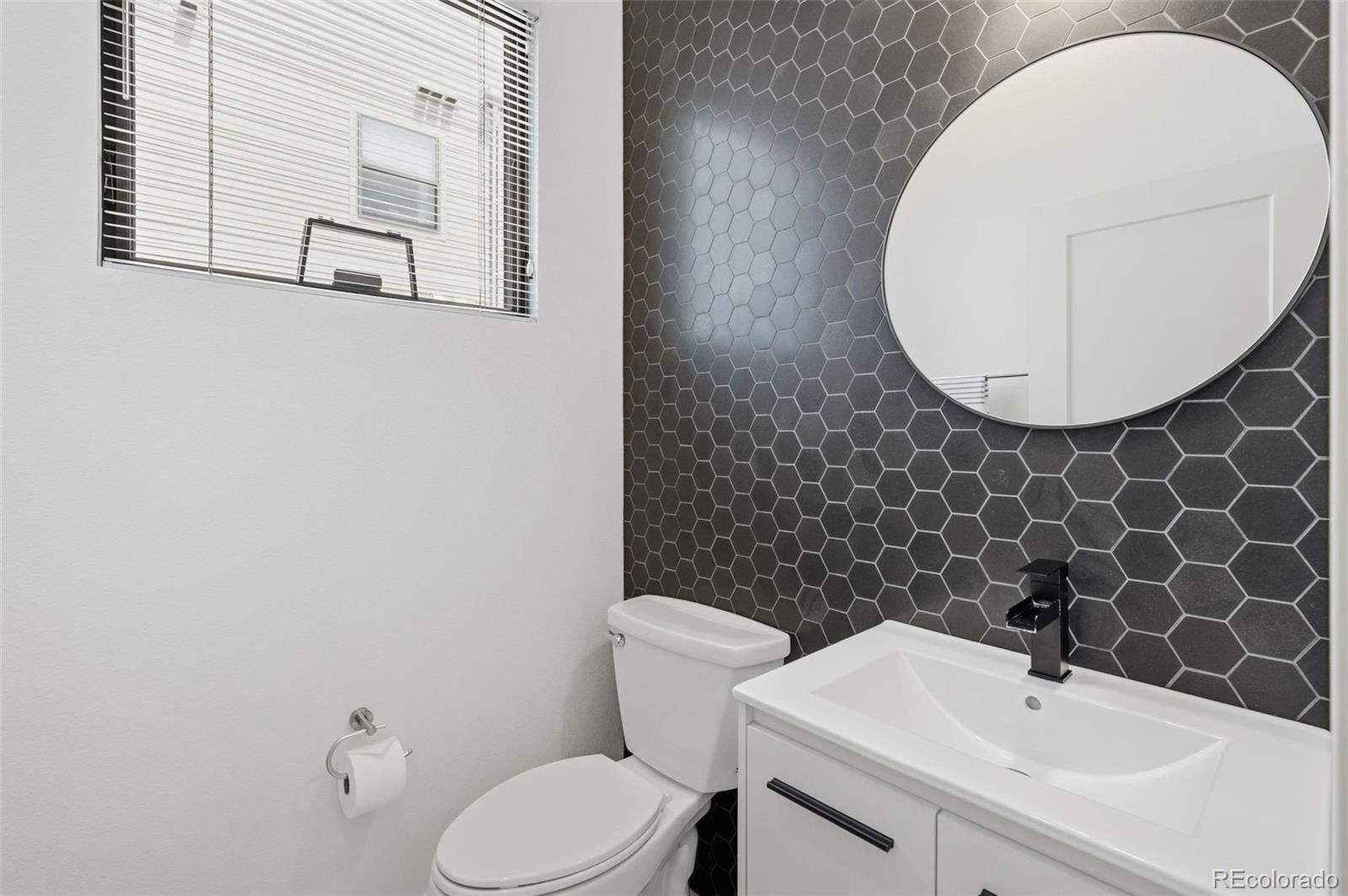 MLS Image #10 for 2900  inca street 23,denver, Colorado