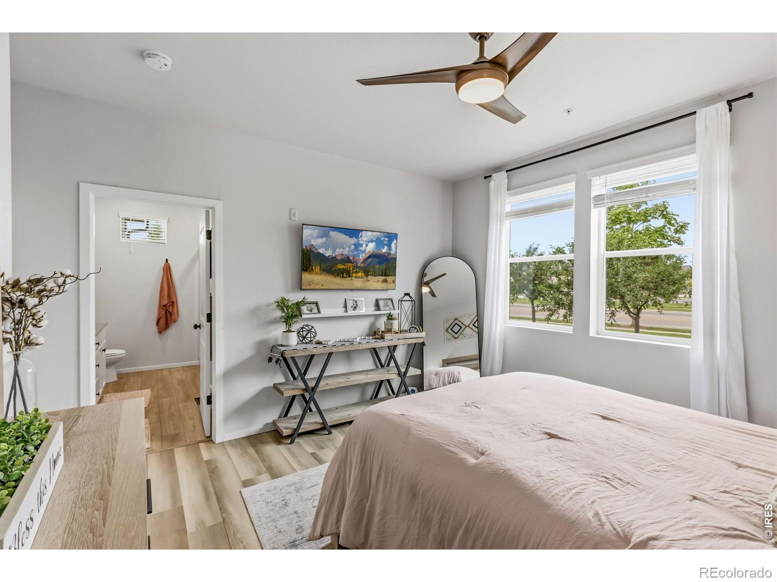MLS Image #13 for 2086  autumn moon drive,windsor, Colorado