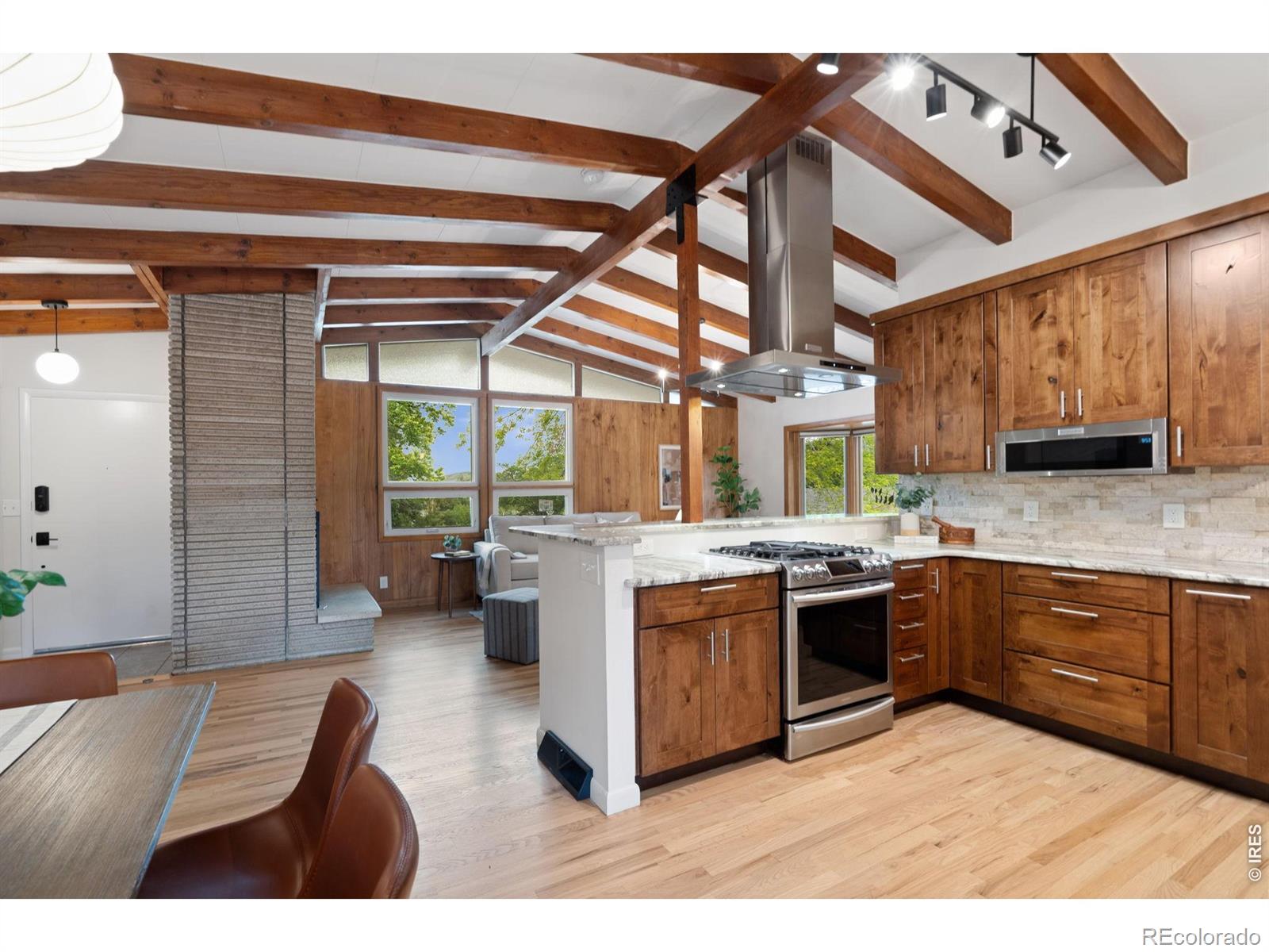 MLS Image #11 for 1118  ridgelawn drive,fort collins, Colorado