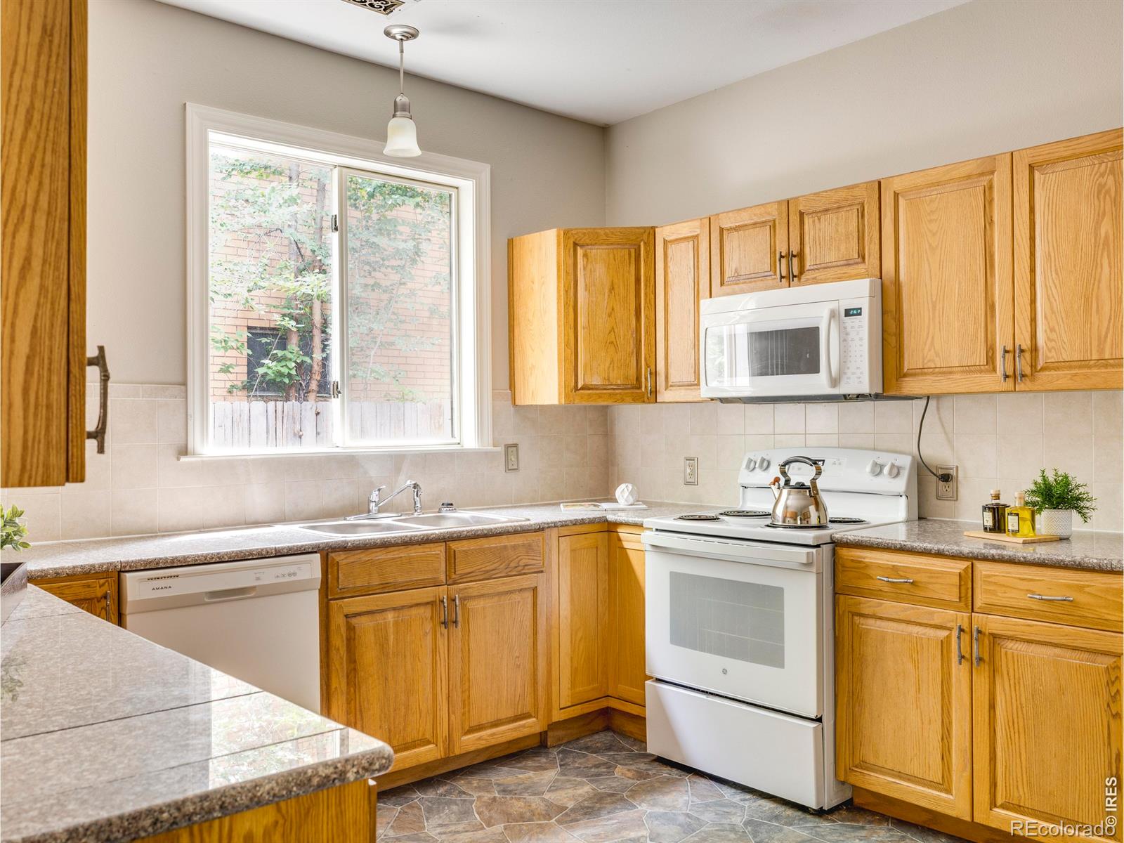 MLS Image #11 for 623  terry street,longmont, Colorado