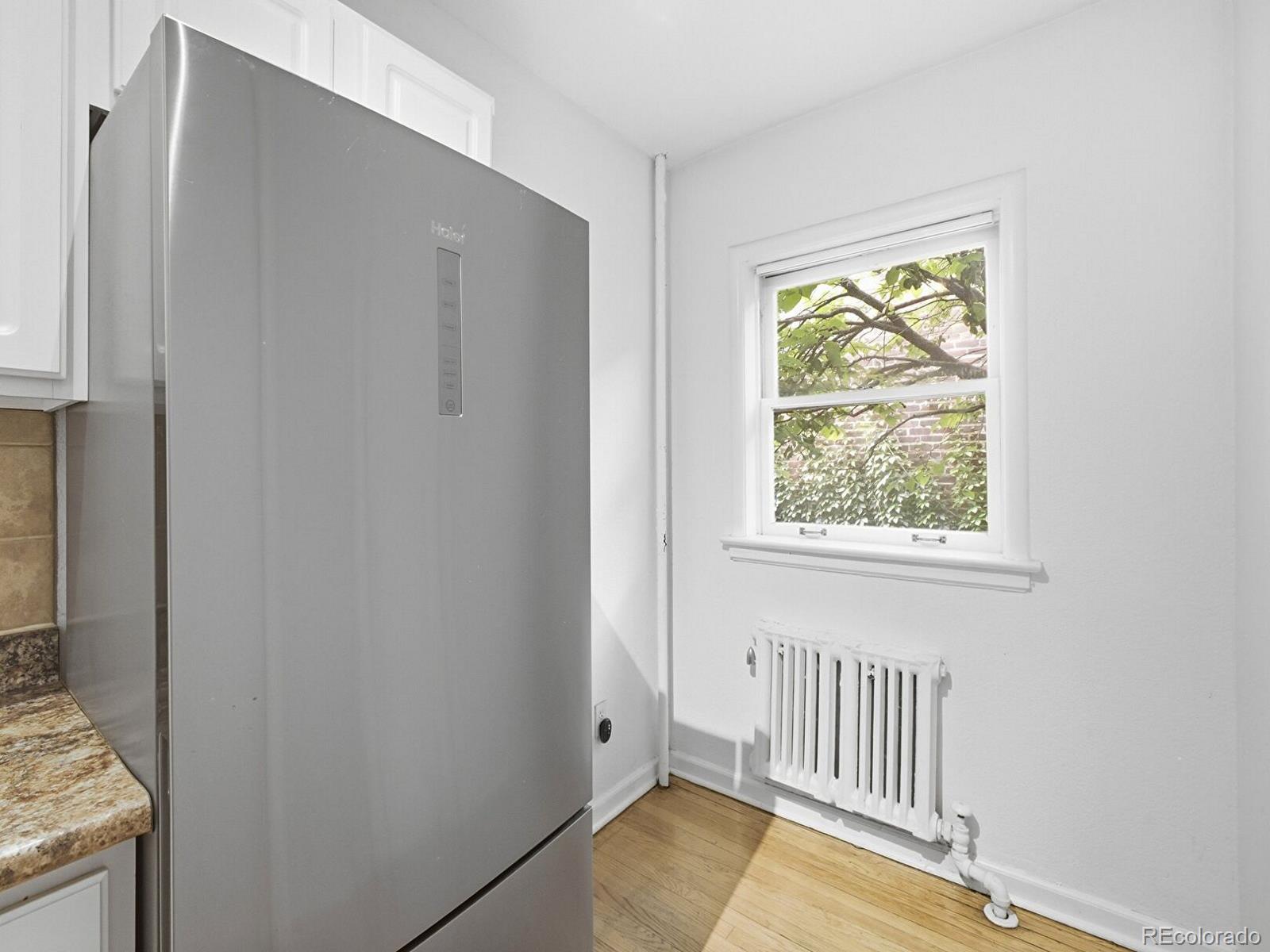 MLS Image #19 for 1528 n emerson street 2,denver, Colorado