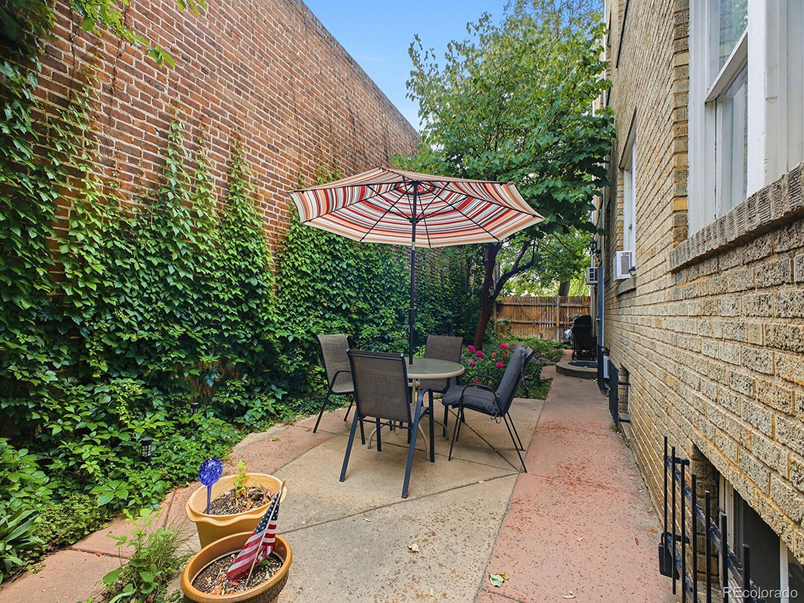 MLS Image #29 for 1528 n emerson street 2,denver, Colorado