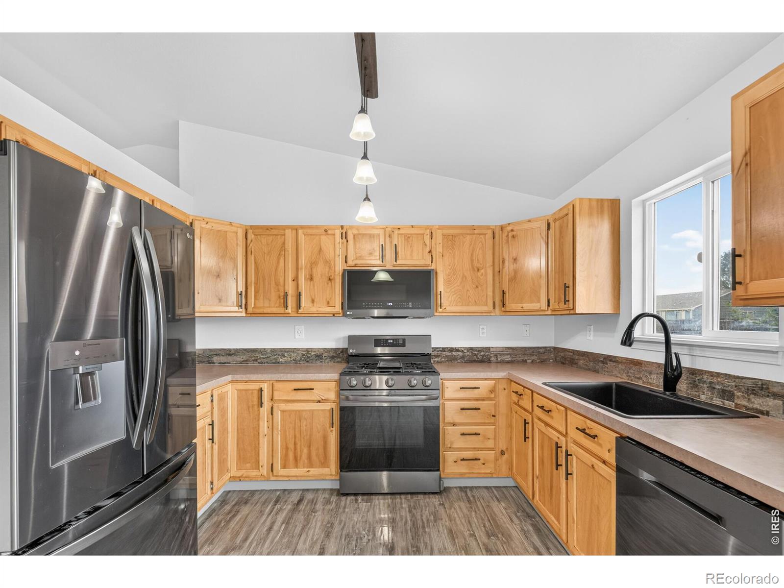MLS Image #6 for 408  suzann street,wiggins, Colorado