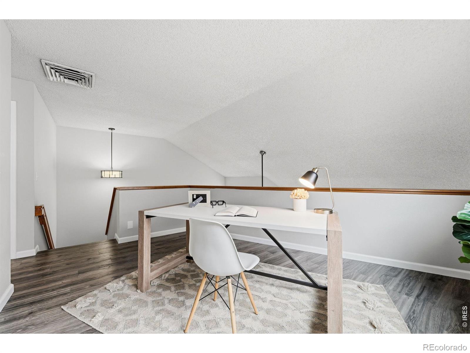MLS Image #18 for 2212 s nome court,aurora, Colorado