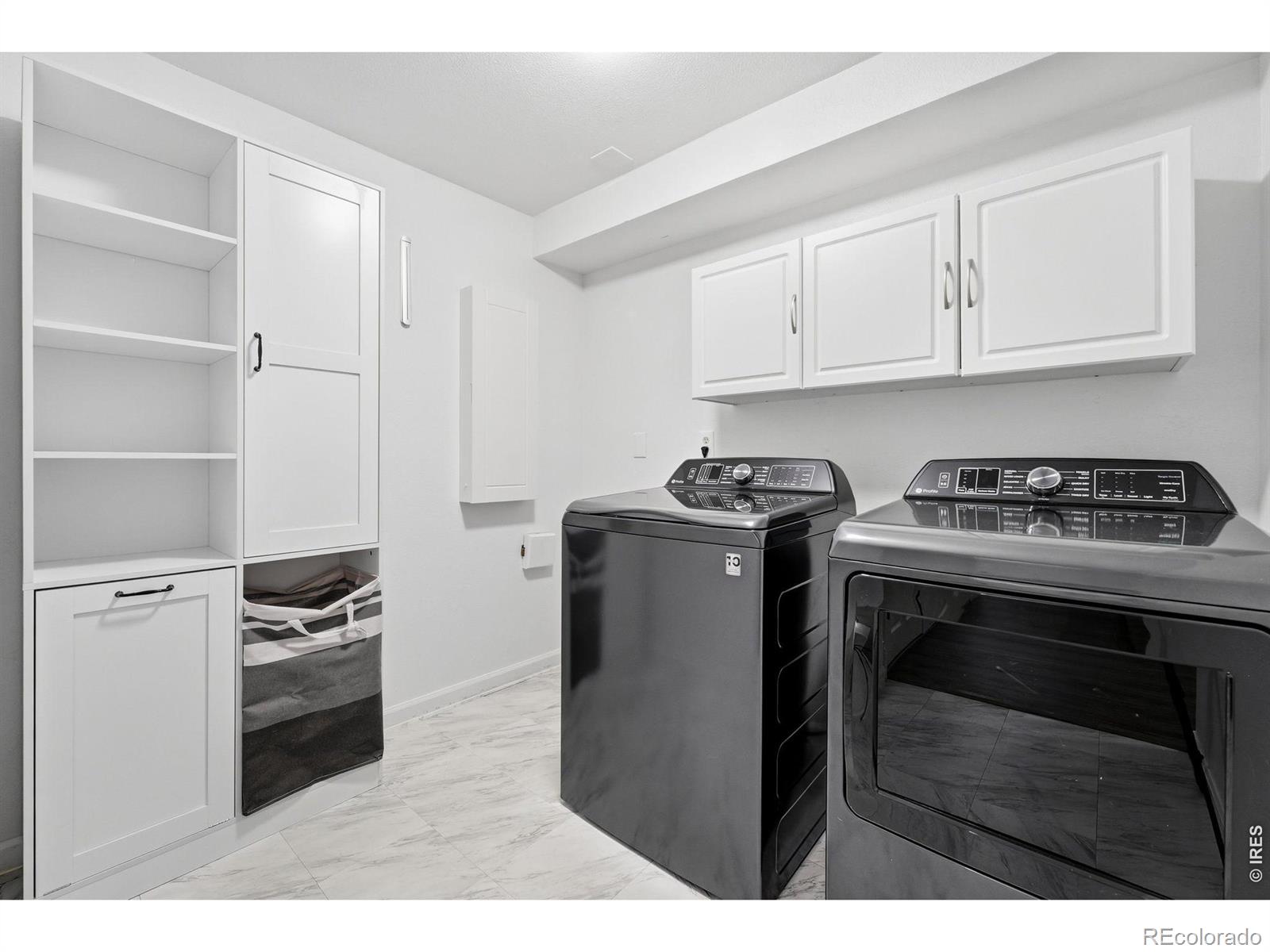 MLS Image #28 for 2212 s nome court,aurora, Colorado