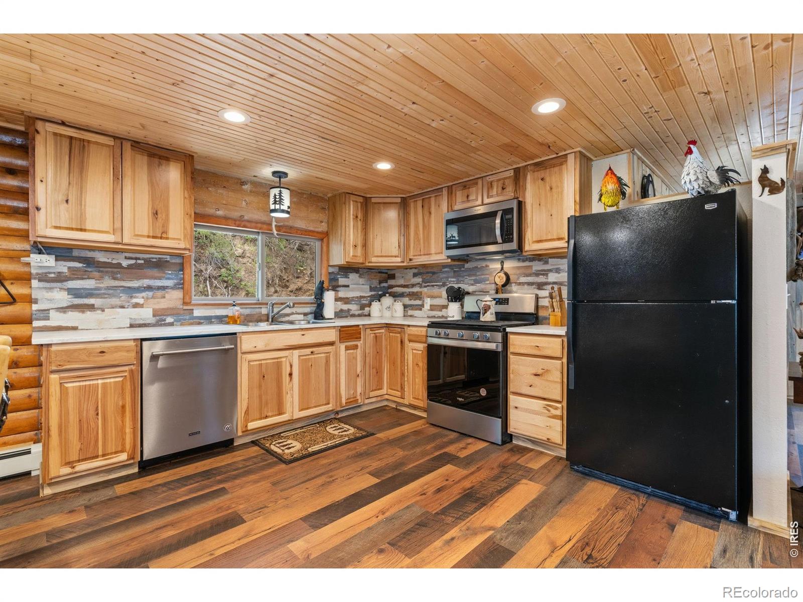 MLS Image #12 for 12743  rist canyon road,bellvue, Colorado