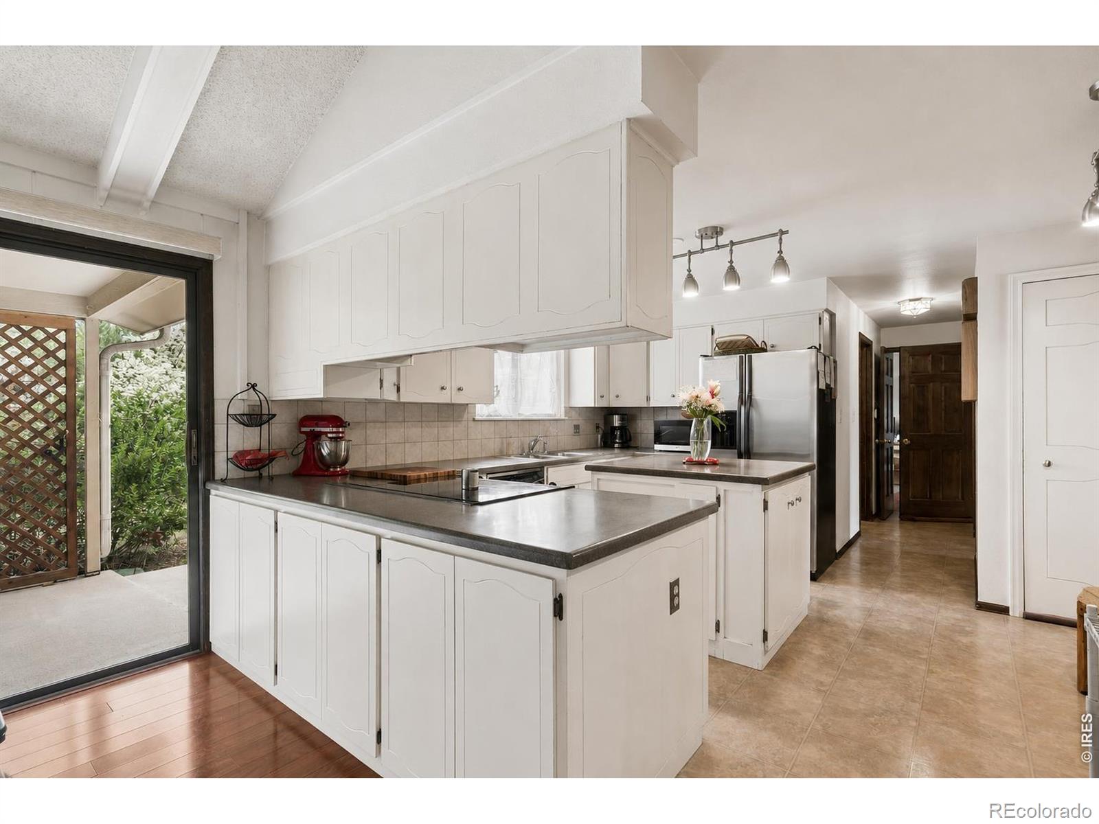 MLS Image #7 for 6809  harvest road,boulder, Colorado