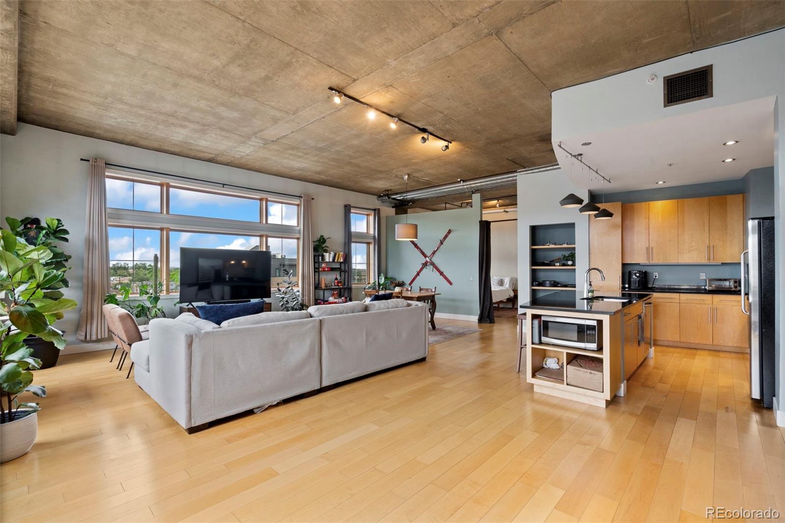 MLS Image #2 for 1925 w 32nd avenue 504,denver, Colorado