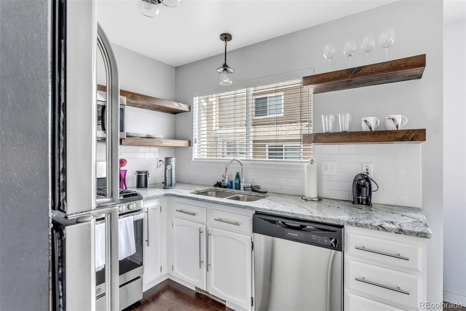 MLS Image #6 for 112  blue spruce court,littleton, Colorado