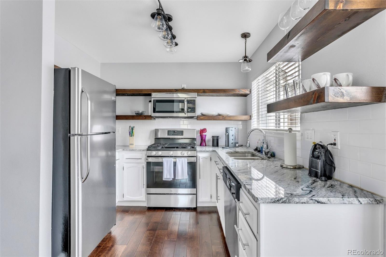 MLS Image #7 for 112  blue spruce court,littleton, Colorado