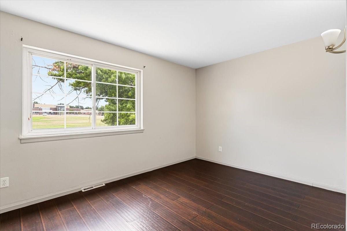 MLS Image #13 for 1364  nueva vista drive,denver, Colorado