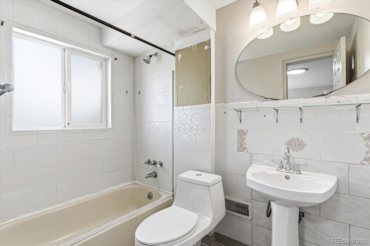 MLS Image #20 for 1364  nueva vista drive,denver, Colorado