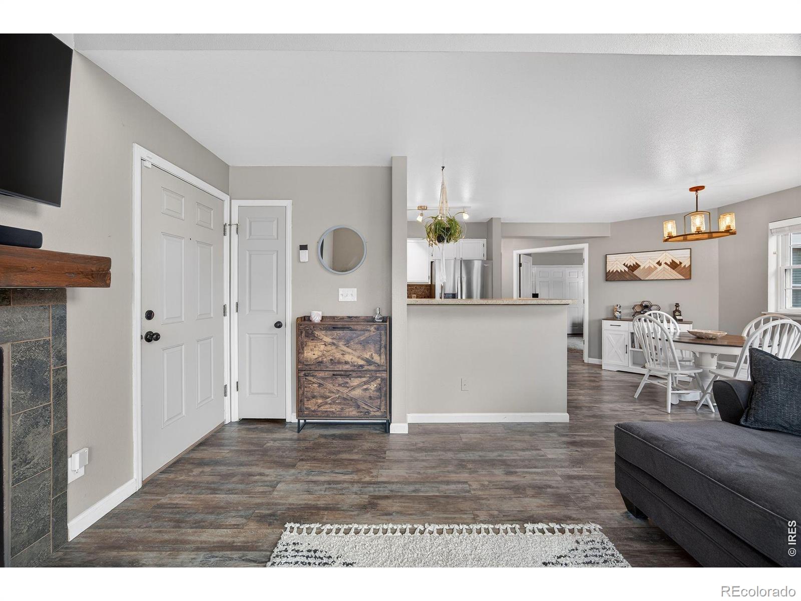 MLS Image #2 for 6731 s ivy way a6,centennial, Colorado