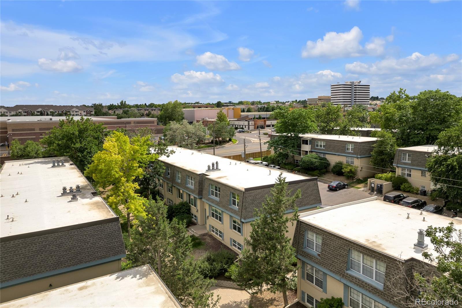 MLS Image #18 for 9320 e girard avenue,denver, Colorado
