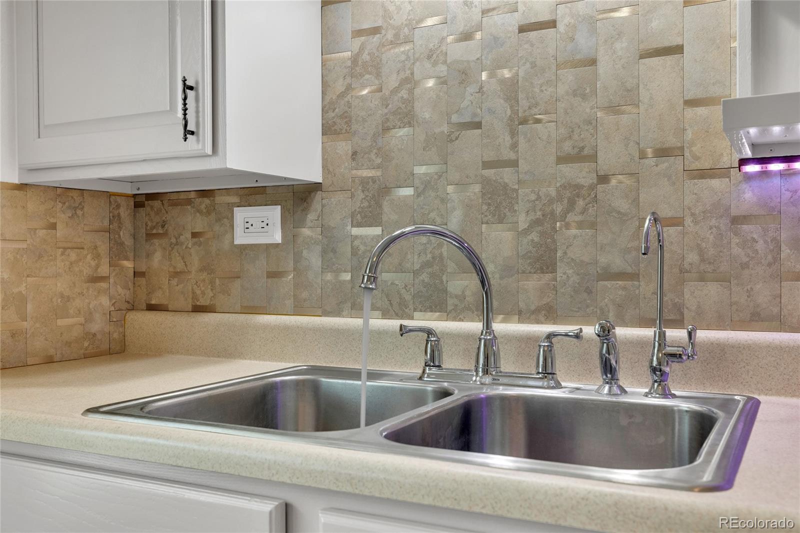 MLS Image #3 for 9320 e girard avenue,denver, Colorado