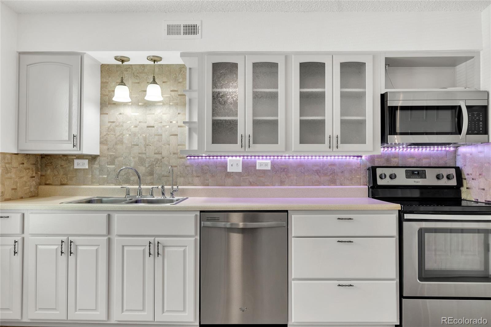 MLS Image #4 for 9320 e girard avenue,denver, Colorado