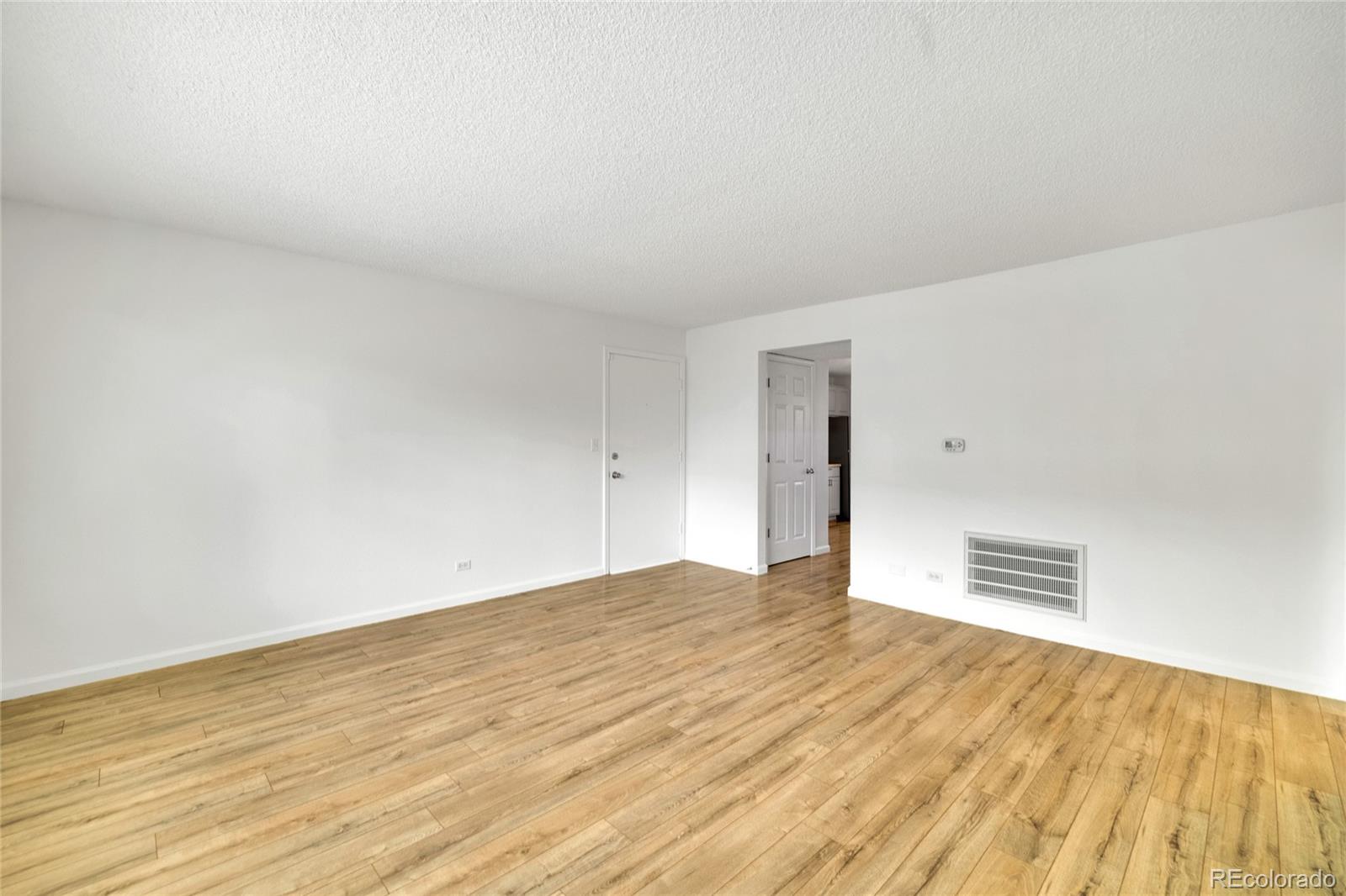 MLS Image #7 for 9320 e girard avenue,denver, Colorado