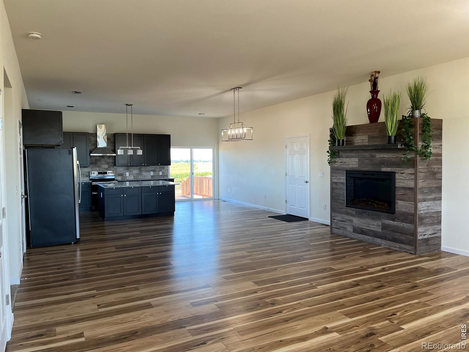 MLS Image #3 for 2305  apple street,longmont, Colorado