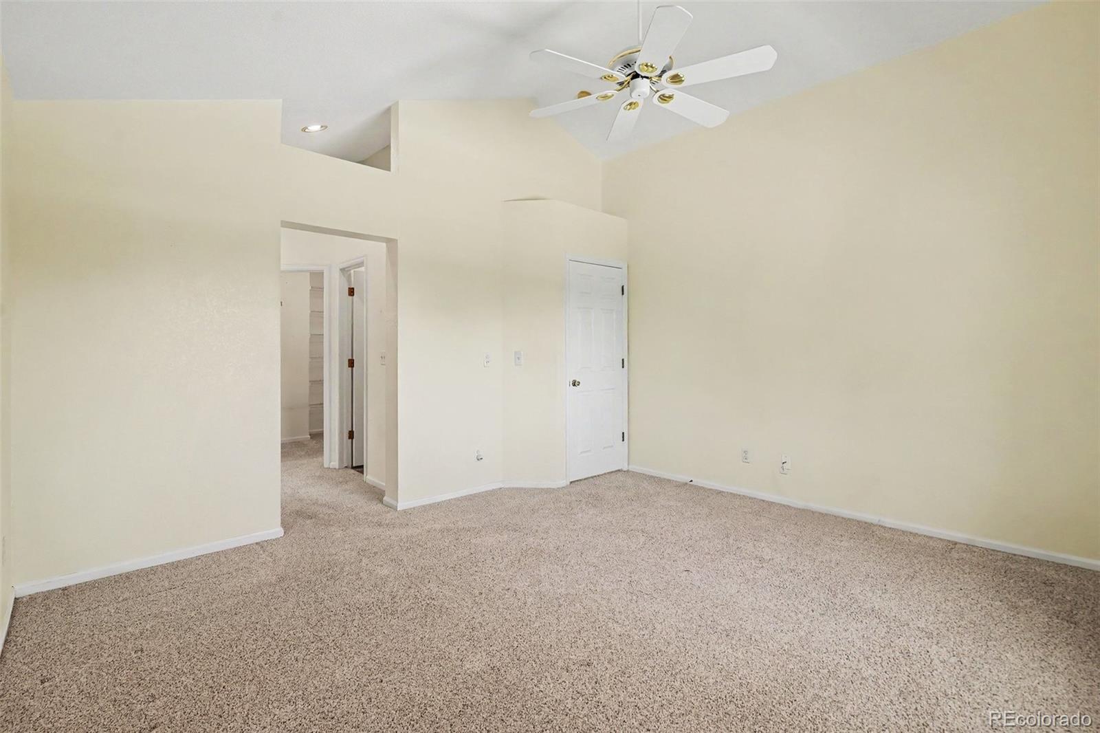 MLS Image #19 for 9741 e hawaii place,denver, Colorado
