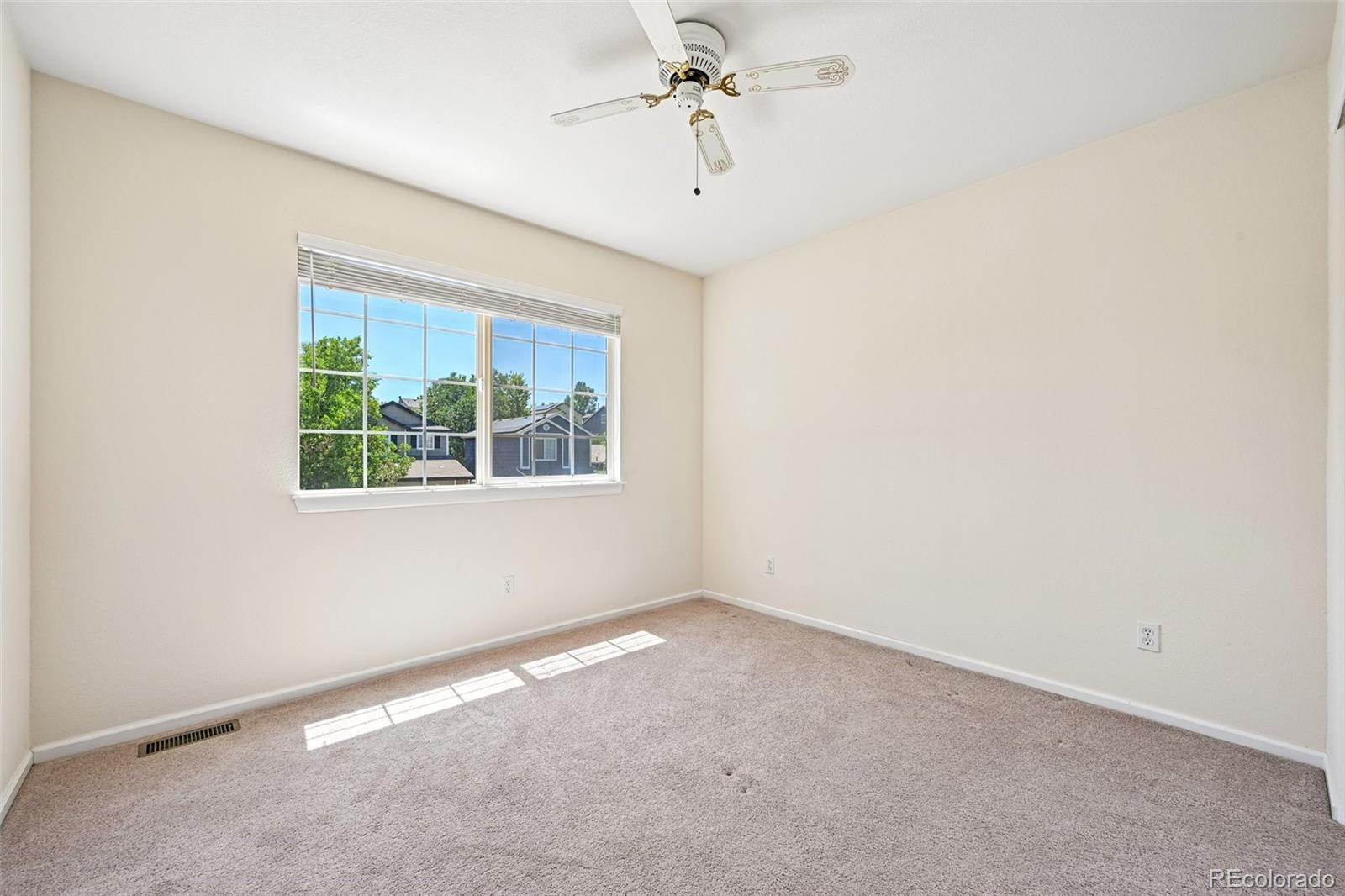 MLS Image #9 for 2531  cove creek court,littleton, Colorado