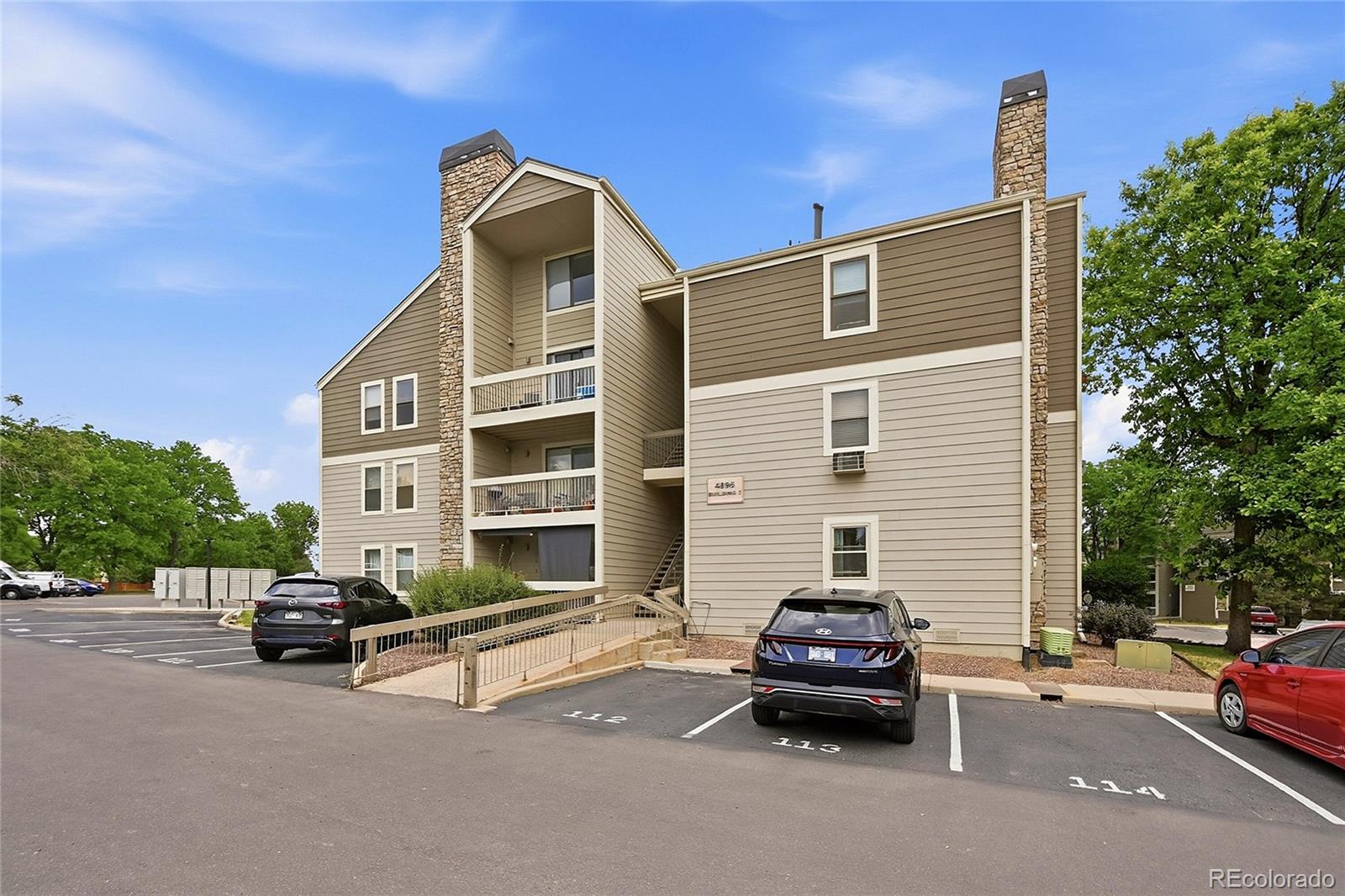 MLS Image #2 for 4896 s dudley street,littleton, Colorado