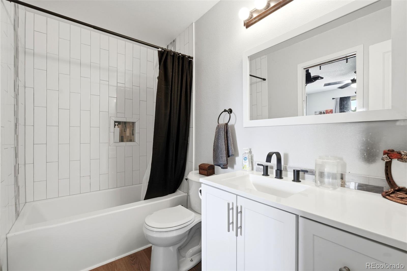 MLS Image #19 for 19695 e amherst drive,aurora, Colorado