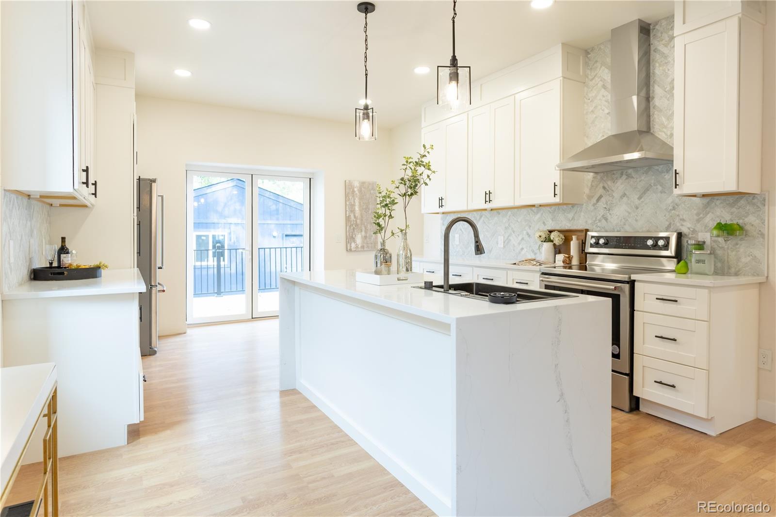 MLS Image #15 for 3928  vallejo street,denver, Colorado
