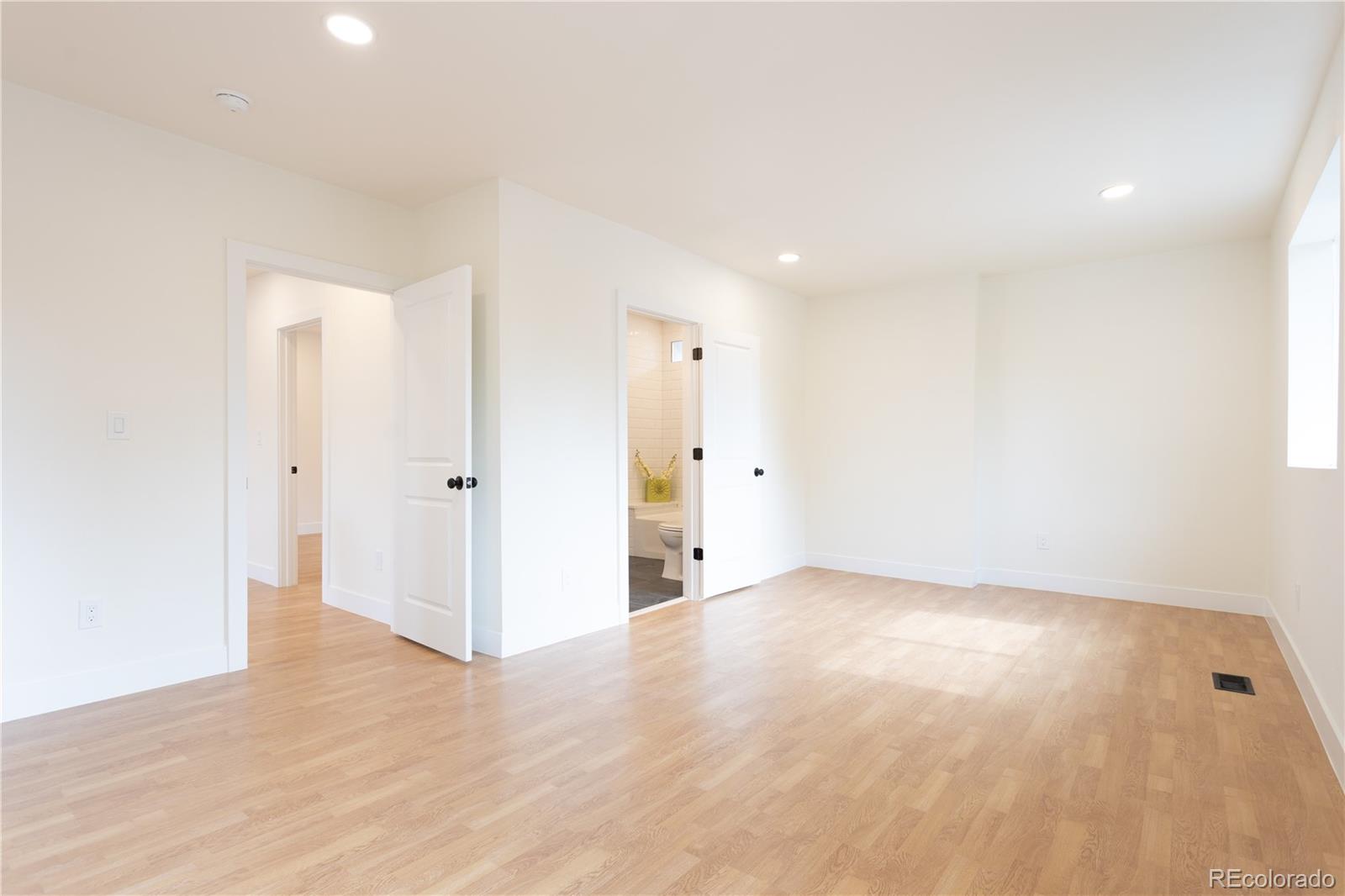 MLS Image #36 for 3928  vallejo street,denver, Colorado
