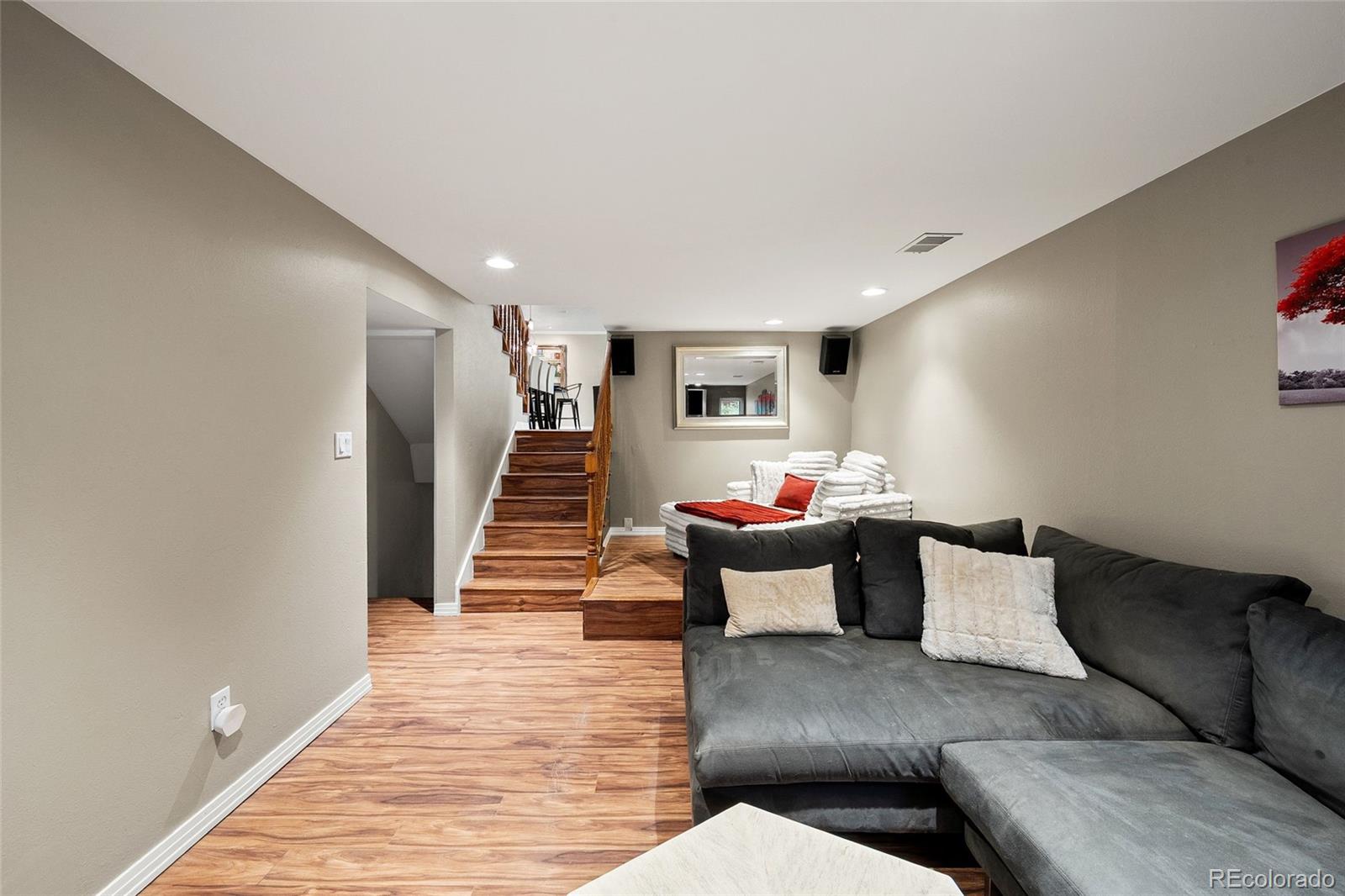 MLS Image #24 for 341 s krameria street,denver, Colorado
