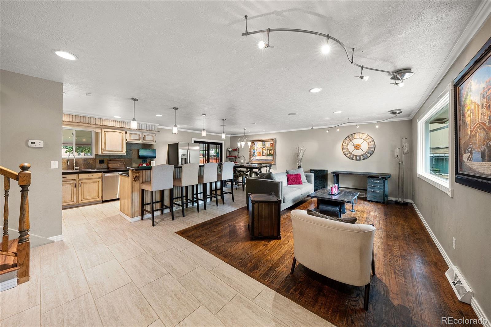 MLS Image #4 for 341 s krameria street,denver, Colorado