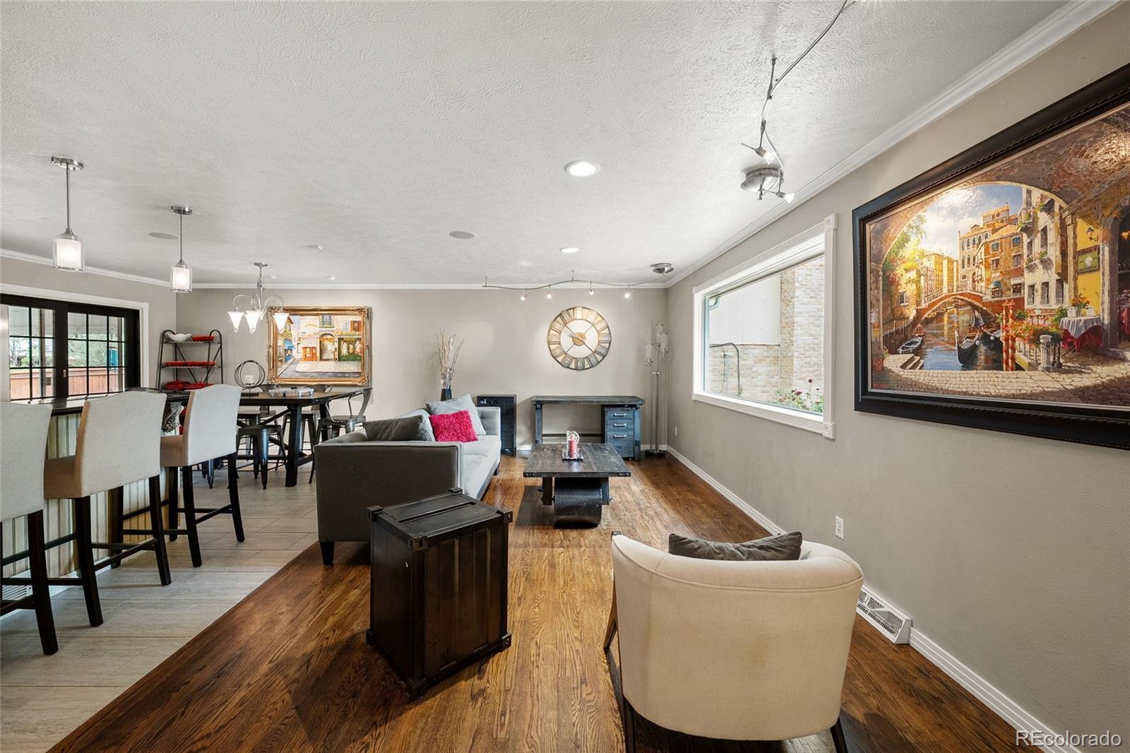 MLS Image #5 for 341 s krameria street,denver, Colorado