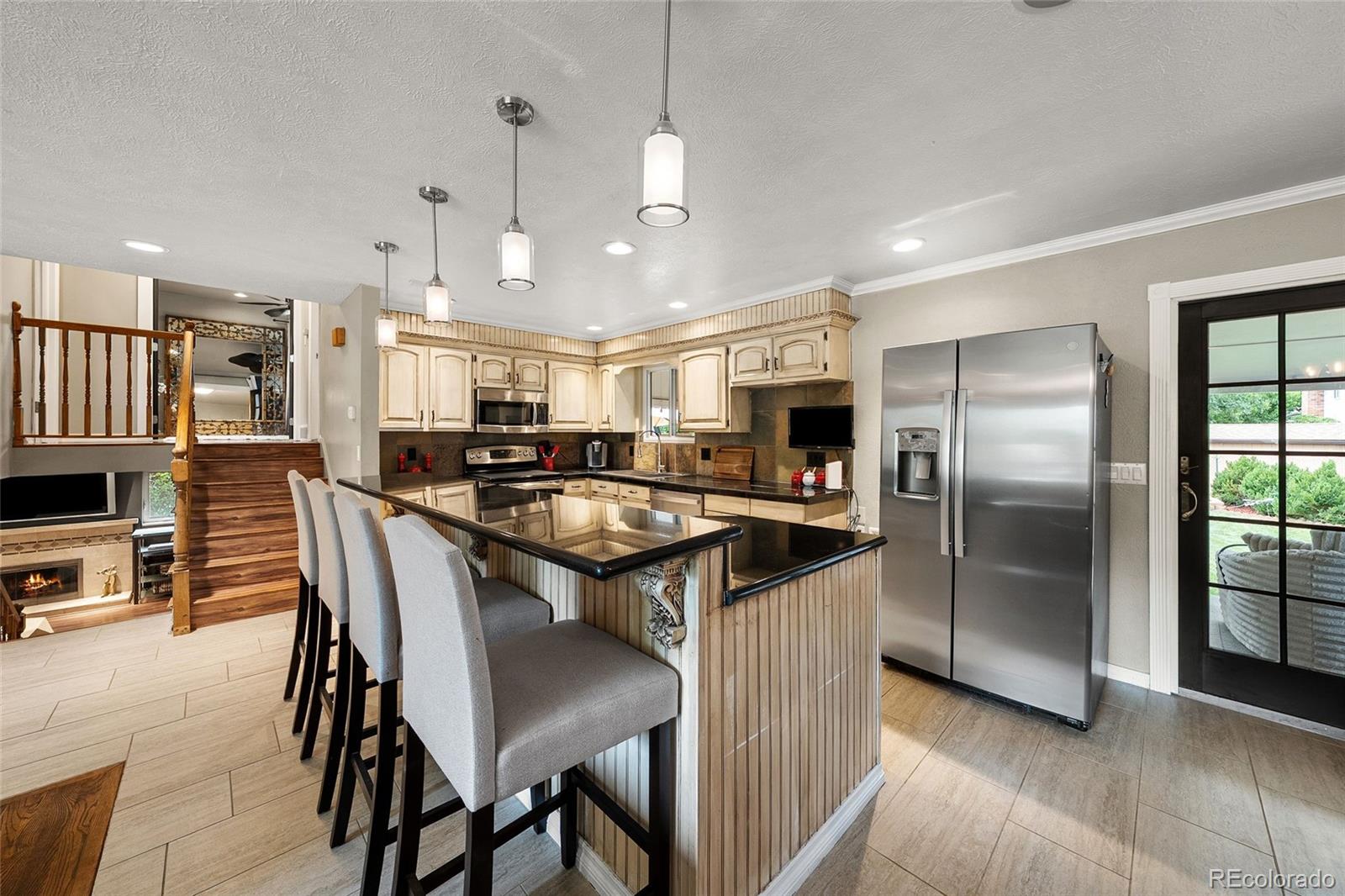 MLS Image #9 for 341 s krameria street,denver, Colorado