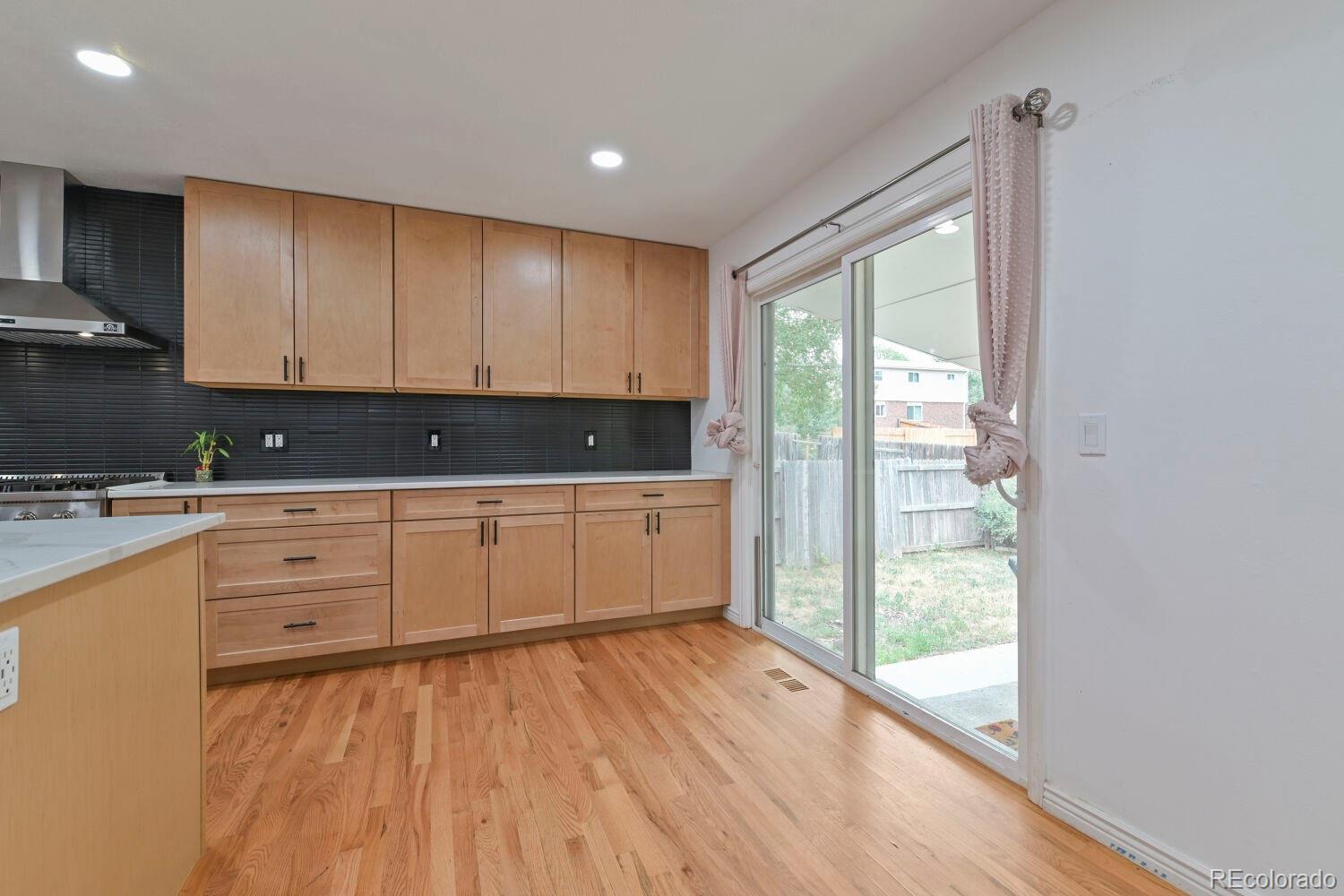 MLS Image #10 for 19093 e bates avenue,aurora, Colorado