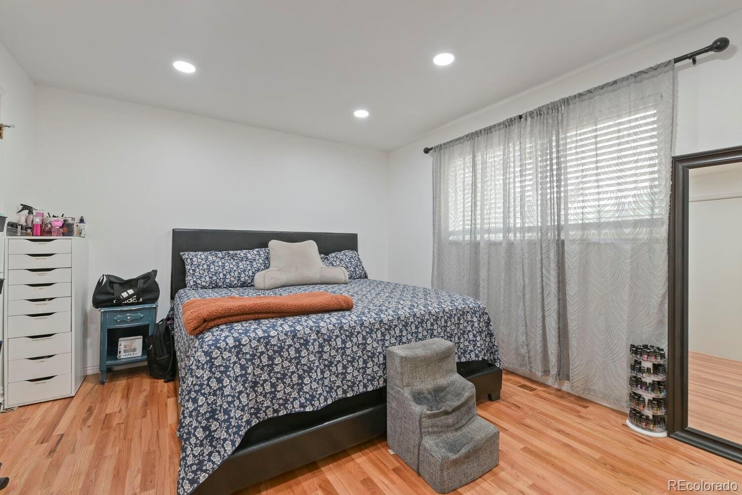 MLS Image #11 for 19093 e bates avenue,aurora, Colorado