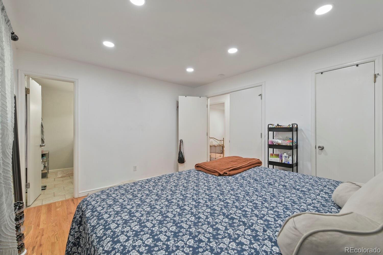 MLS Image #13 for 19093 e bates avenue,aurora, Colorado