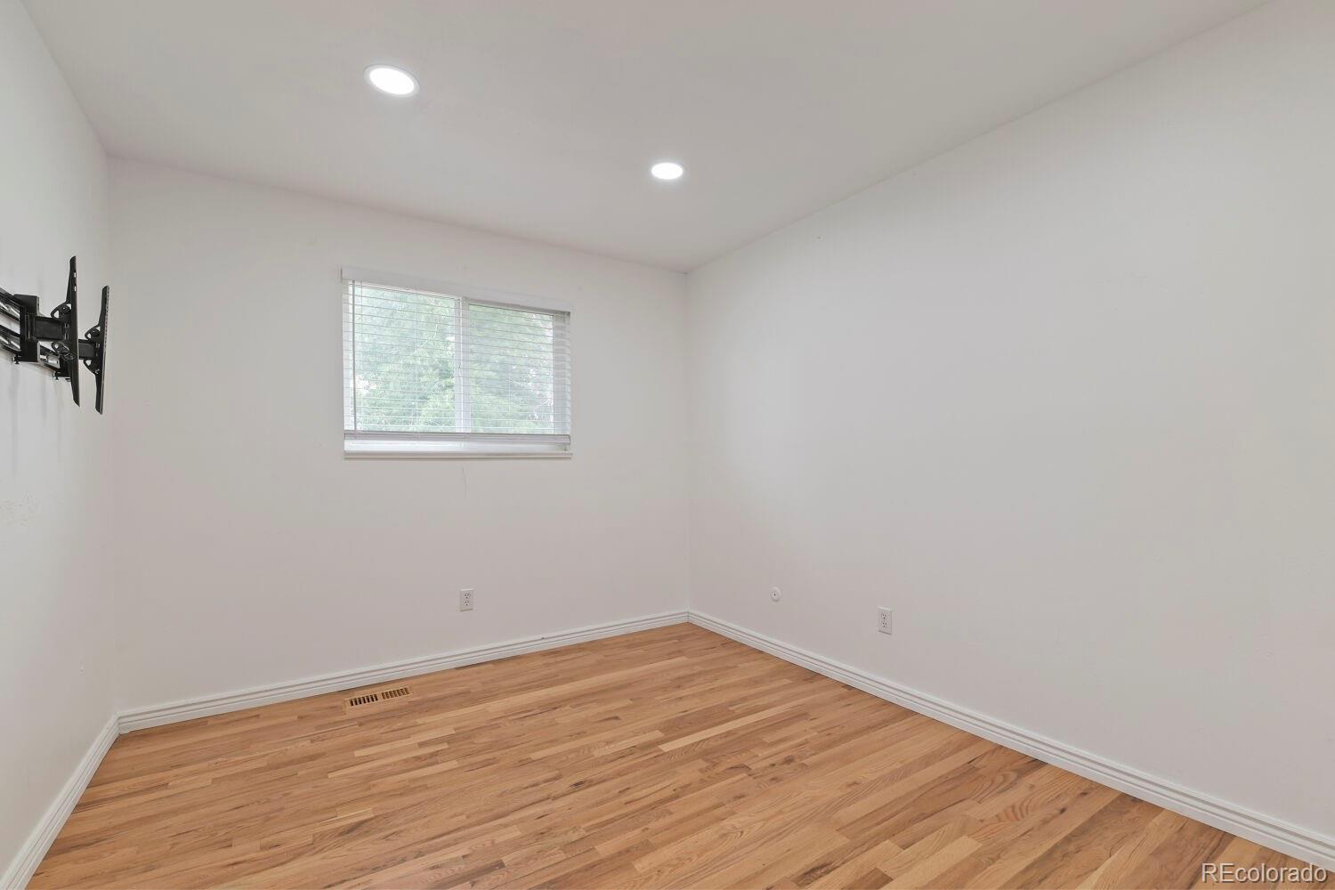 MLS Image #16 for 19093 e bates avenue,aurora, Colorado