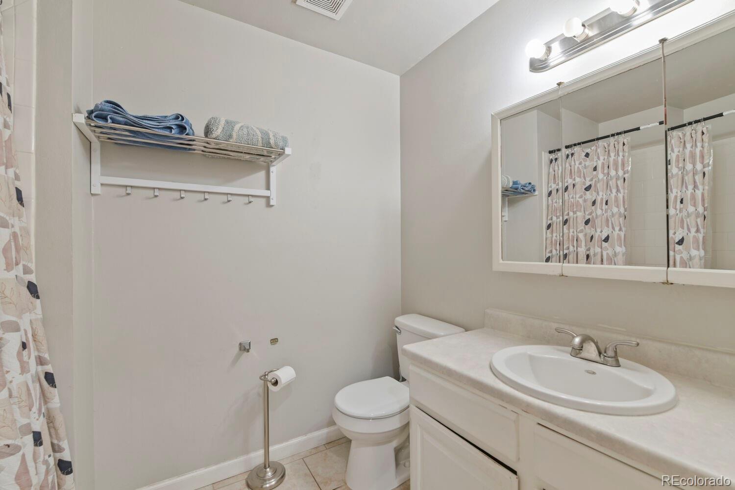MLS Image #20 for 19093 e bates avenue,aurora, Colorado