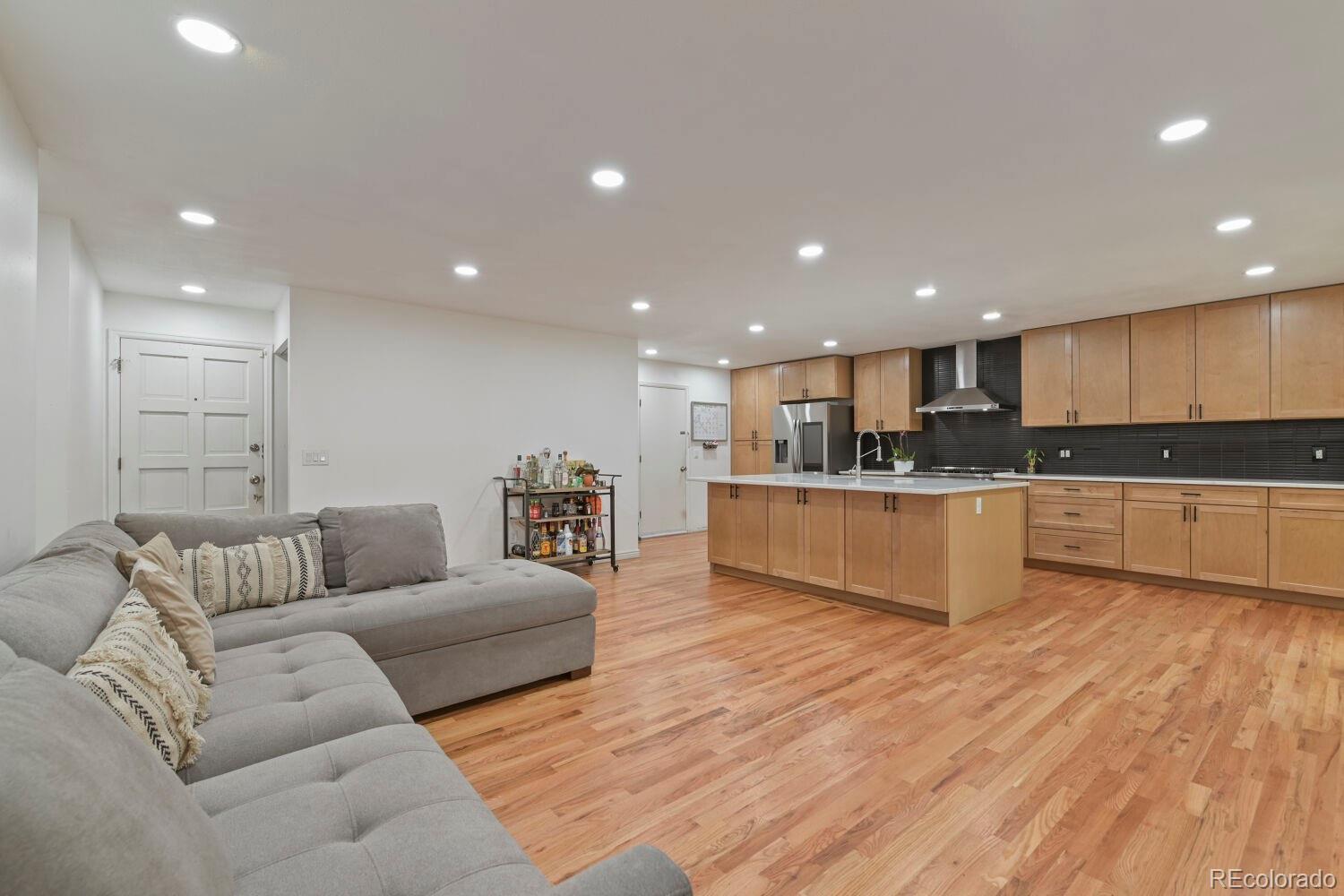 MLS Image #8 for 19093 e bates avenue,aurora, Colorado